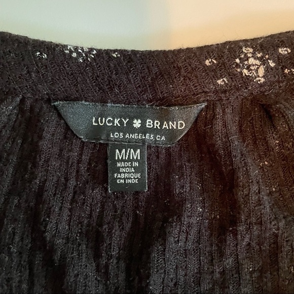 Like-new Lucky Brand boho l/s lightweight black & white top - Picture 4 of 4